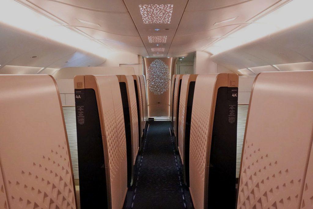 Обзор: Etihad, первый класс (А380), Абу-Даби — Париж