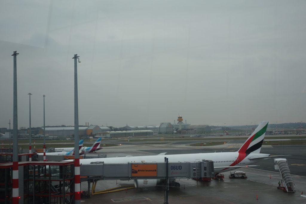 Emirates отменяет третий ежедневный рейс в Москву